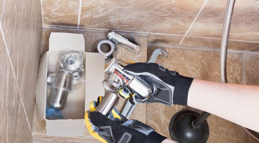 Professional gutter cleaning in Eldon, MO